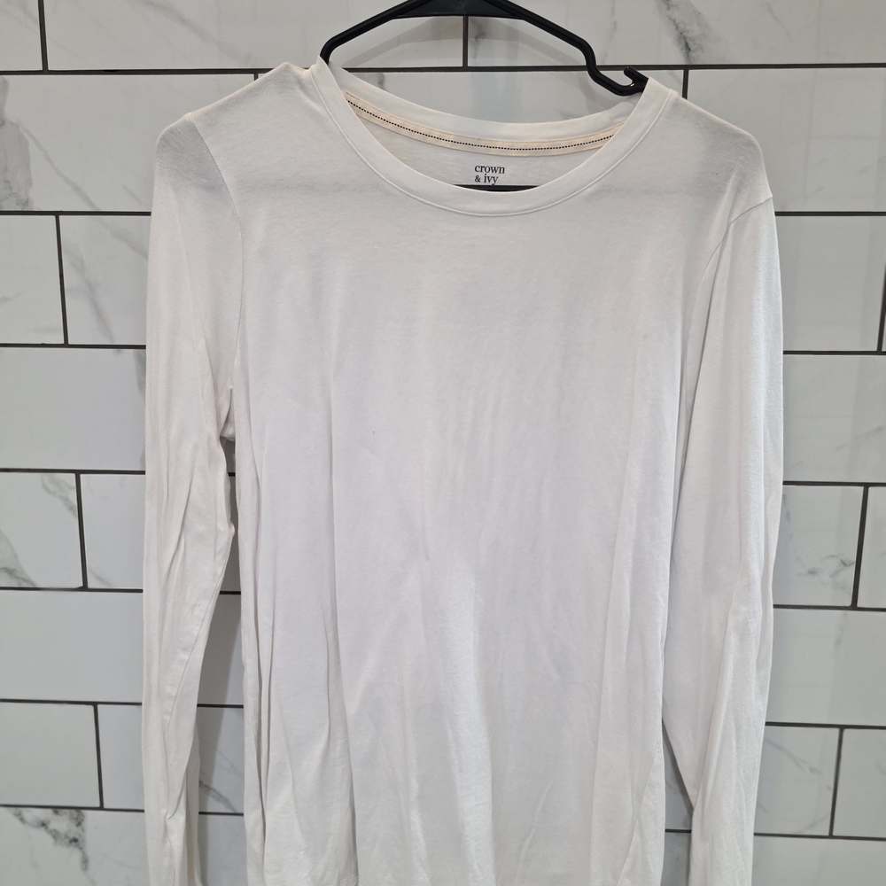 Crown & Ivy Cream Long Sleeve Top